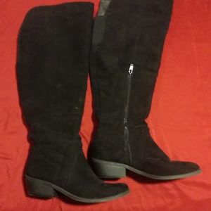 Black tall boots